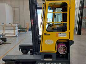 Multi Directional Forklift - as new - picture0' - Click to enlarge