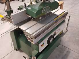 Felder F700Z Tilting Spindle Moulder with 4 wheel powerfeed - picture1' - Click to enlarge
