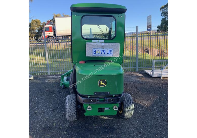 caption John Deere 1445 Out Front Mower