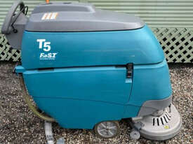 Tennant T5 Sweeper Sweeping/Cleaning - picture0' - Click to enlarge