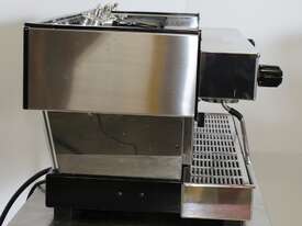 La Marzocco LINEA 3AV Coffee Machine - picture1' - Click to enlarge