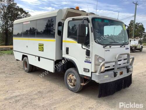 Buy Used Isuzu Nps Service Trucks In Listed On Machines4u