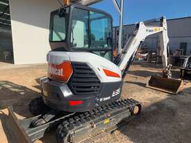 BOBcat E35 excavator - picture0' - Click to enlarge