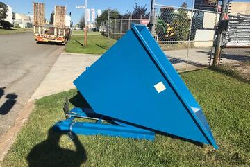 Fork Lift Tipping Bin 2000 Kg Cap