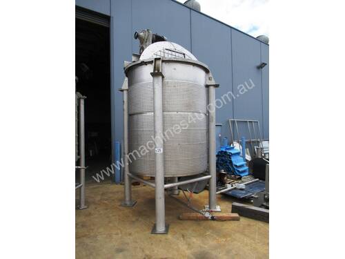 Stainless Steel Jacketed Mixing Tank, Capacity: 5,800Lt