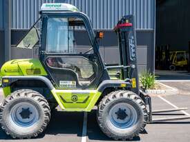 3.5T Diesel Rough Terrain Forklift - picture0' - Click to enlarge