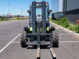 3.5T Diesel Rough Terrain Forklift - picture1' - Click to enlarge