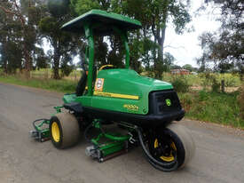 John Deere 8000A Golf Fairway mower Lawn Equipment - picture2' - Click to enlarge