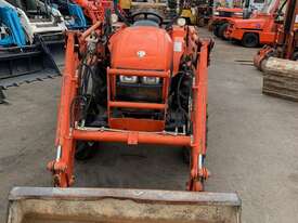 Daedong Kioti  DS 3510 tractor with quick attached FEL - picture0' - Click to enlarge