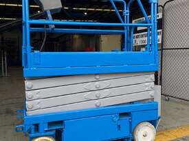 Upright MX19 Electric Scissor Lift - picture0' - Click to enlarge