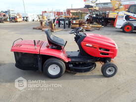MTD J/130 RIDE ON LAWN MOWER - picture0' - Click to enlarge