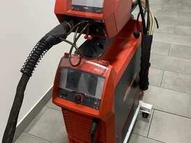 Fronius mig welder (only 5 hrs use ) - picture2' - Click to enlarge