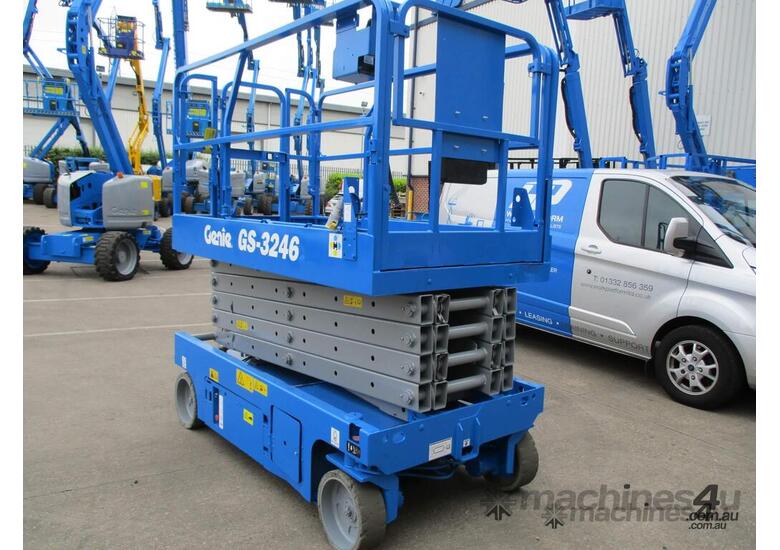 caption Genie GS3246 32 foot 1.2 m Wide Scissor Lift