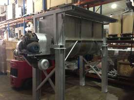Ribbon Blender Mixer 1700 liter Capacity - picture0' - Click to enlarge