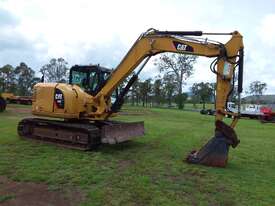 8 ton excavator - picture1' - Click to enlarge