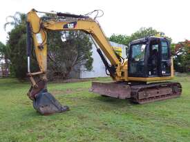 8 ton excavator - picture2' - Click to enlarge