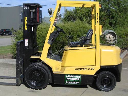 HYSTER 2.5t LPG Forklift with Container mast