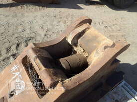 EXCAVATOR QUICK HITCH - picture2' - Click to enlarge