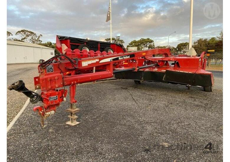 Used New Holland New Holland 1431 Discbine Wide Area mower in