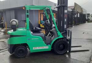 ACTIVE FORKLIFTS - 2017 Mitsubishi 3.5 ton Forklift for sale- 4.5m mast solid tyres side shift