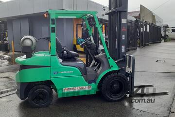 ACTIVE FORKLIFTS - 2017 Mitsubishi 3.5 ton Forklift for sale- 4.5m mast solid tyres side shift