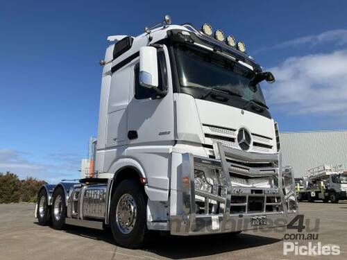 2017 Mercedes Benz Actros 2663