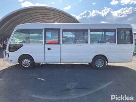 1997 Toyota Coaster 50 Series - picture1' - Click to enlarge