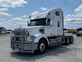 Freightliner Coronado - picture2' - Click to enlarge