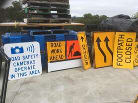Road Works/Speed Directional Signage - Huge Selection, Excellent Condition - picture1' - Click to enlarge