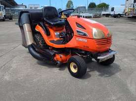 Kubota T2080AU - picture0' - Click to enlarge