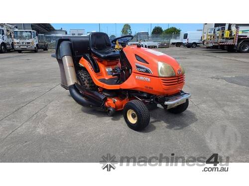 Kubota T2080AU