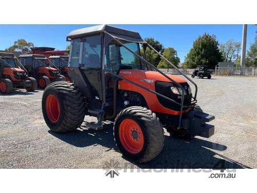 Kubota M108S