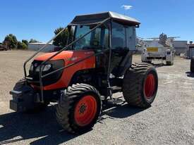 Kubota M108S - picture1' - Click to enlarge