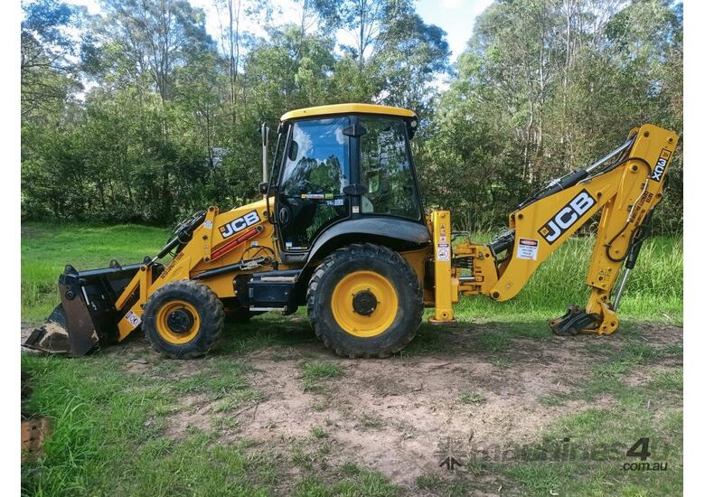 Used 2017 jcb 2017 JCB 3CX ELITE BACKHOE U4495 Backhoe in , Listed on