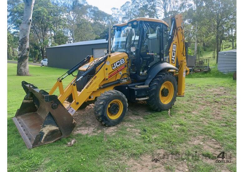 Used 2017 jcb 2017 JCB 3CX ELITE BACKHOE U4495 Backhoe in , Listed on