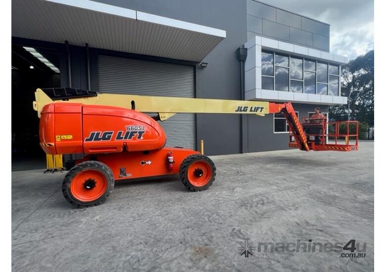 Used 2011 Jlg 660SJ Telescopic Boom Lifts In , - Listed On Machines4u