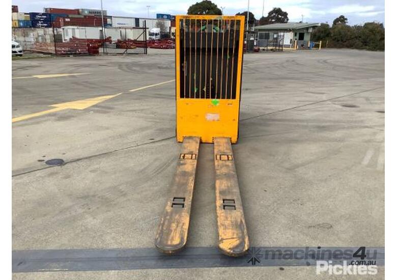 Used 2012 jungheinrich 2012 Jungheinrich ECE320 SH Electric Pallet Jack
