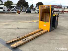 2012 Jungheinrich ECE320 SH Electric Pallet Jack - picture1' - Click to enlarge