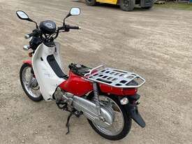 Honda Super CUB - picture2' - Click to enlarge