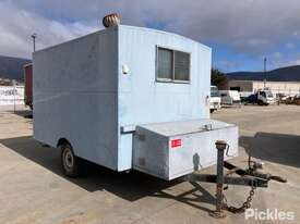 Custom Caravan/Mobile Site Office - picture0' - Click to enlarge