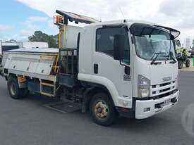 Isuzu FRR600 - picture0' - Click to enlarge