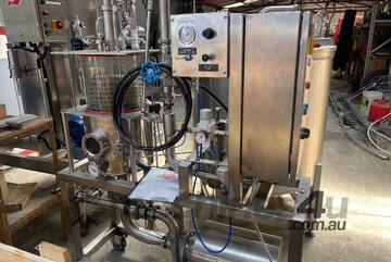 Deaertion for water / beer / cider all ss. with sight glass