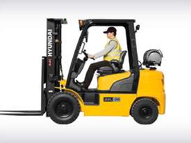 Hyundai Forklift 2.5 - 3.3T LPG Model 25L(G)-7A - picture2' - Click to enlarge
