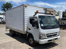 Fuso Canter 4.0T - picture0' - Click to enlarge