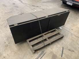 1 x Large Drawbar Metal Storage Box - picture0' - Click to enlarge