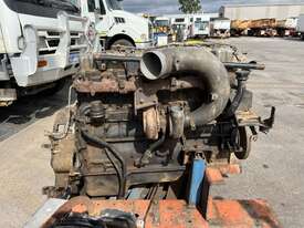 Mitsubishi Truck Engine - picture2' - Click to enlarge