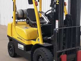 Hyster 2.5T Counterbalance Forklift - picture1' - Click to enlarge