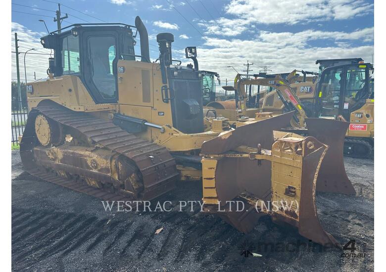 caption CAT D6-20VP Track Type Tractors
