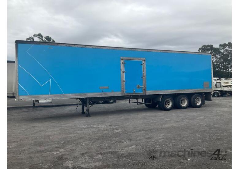 caption 2007 Vawdrey VB-S3 44ft Tri Axle Pantech Trailer