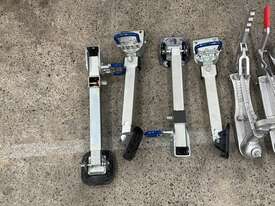 4x Trailer Jockey Stands / 4x Tow Ball Jacks - picture0' - Click to enlarge